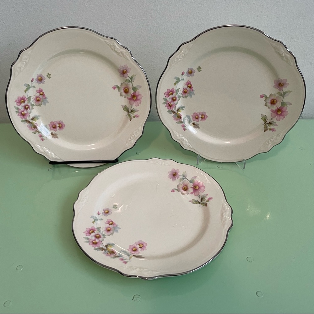 Vintage 1950's  Homer Laughlin Virginia Rose China Moss Rose Dessert /Pie Plates